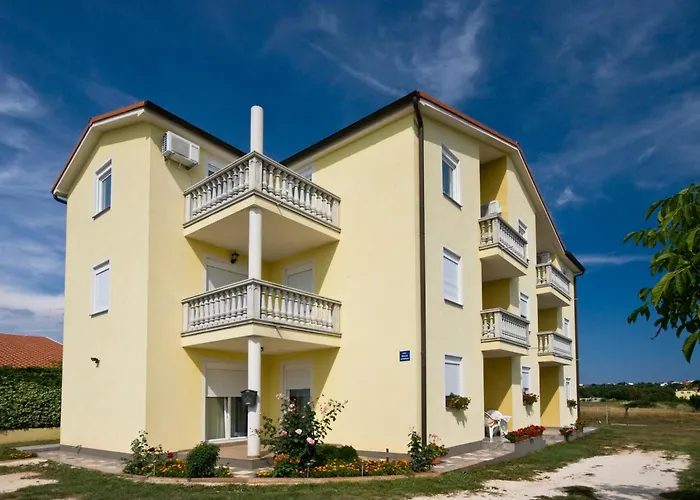 Apartments Baresic