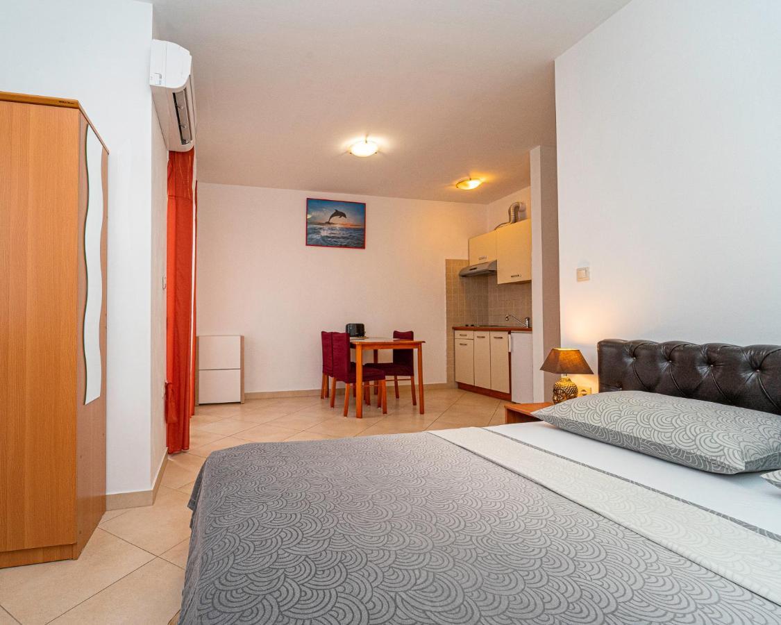Baresic Apartment