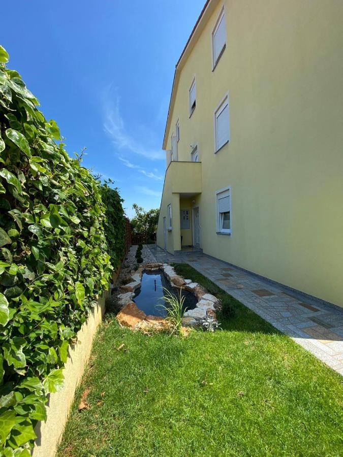Baresic Apartament *