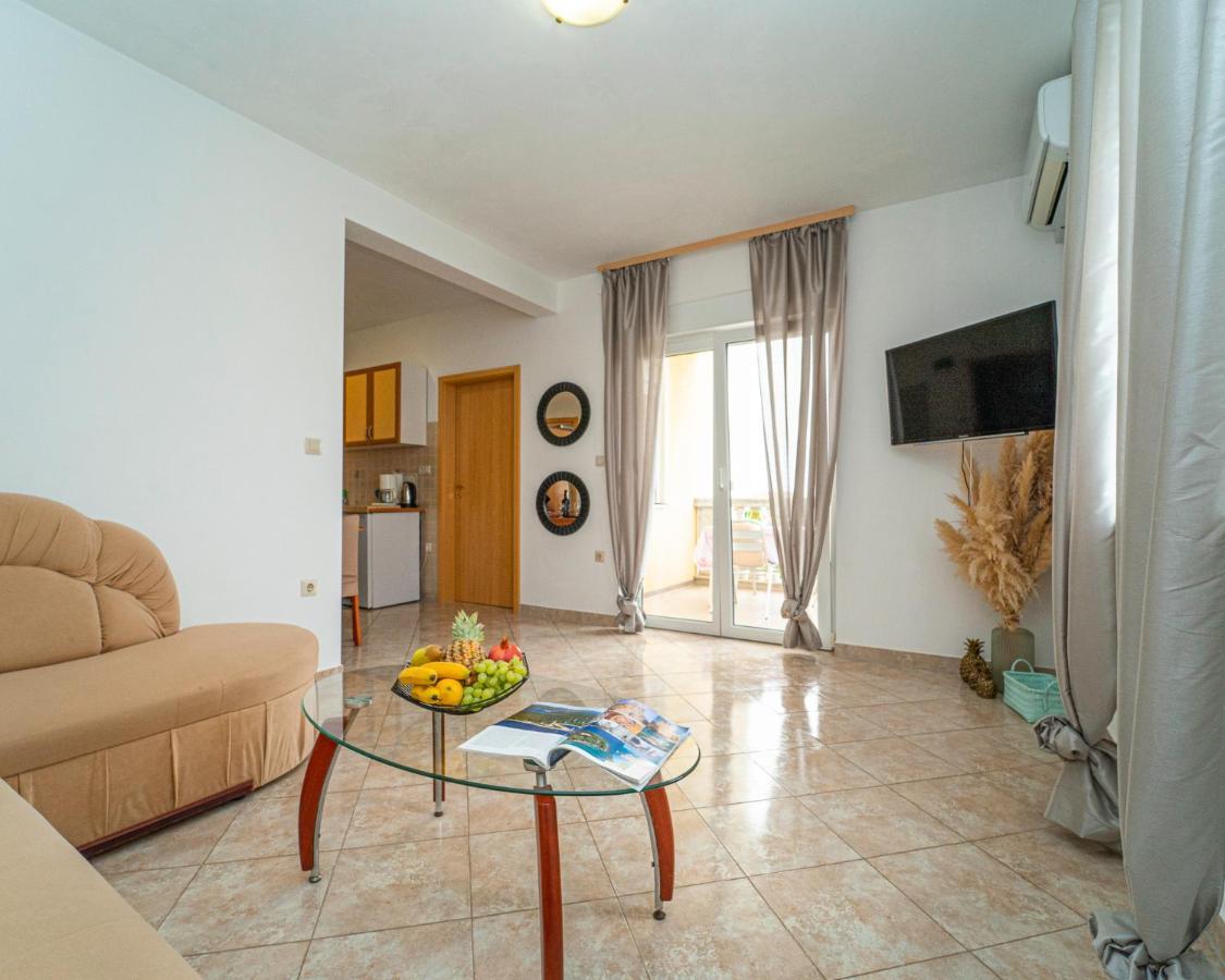Baresic Apartment