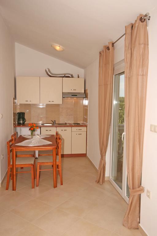 Apartament Baresic *